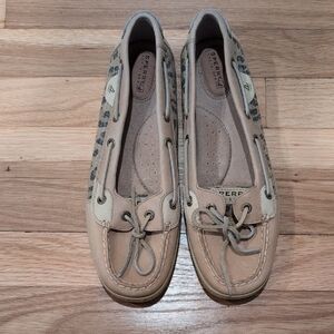 Sperry Women's Tan and Navy Loafers